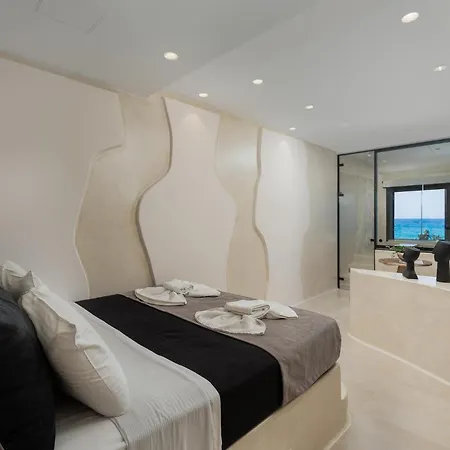 Portara Seaside Luxury Lägenhetshotell