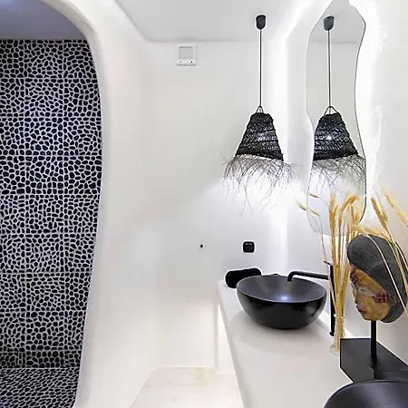 Portara Seaside Luxury