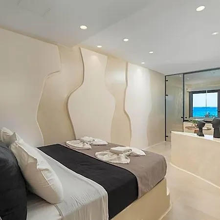 Portara Seaside Luxury Apartmanhotel Naxos City