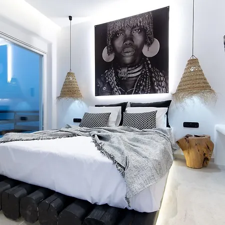 Ξενοδοχείο με διαμερίσματα Portara Seaside Luxury Naxos City