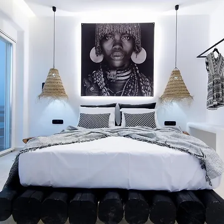 Ξενοδοχείο με διαμερίσματα Portara Seaside Luxury Naxos City