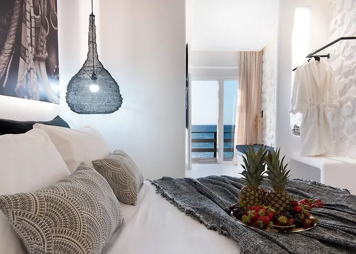 Portara Seaside Luxury