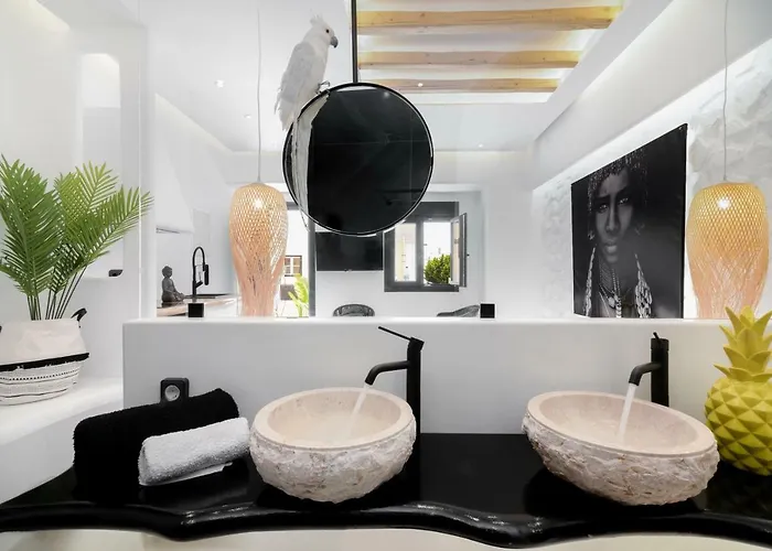 Portara Seaside Luxury 4* Naxos City