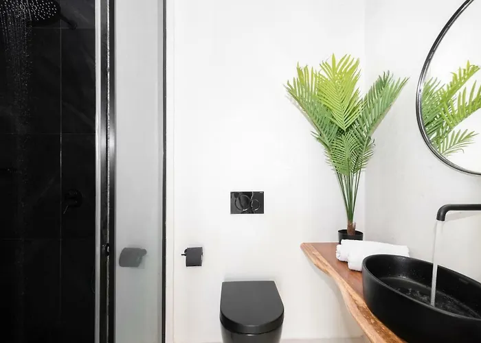 Portara Seaside Luxury 4*